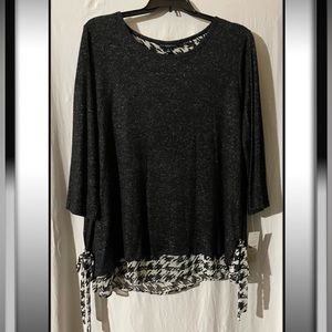 Signature Studio Top